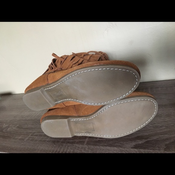 Yellow Box Boots Leather Fringe Moccasin - Picture 2 of 4